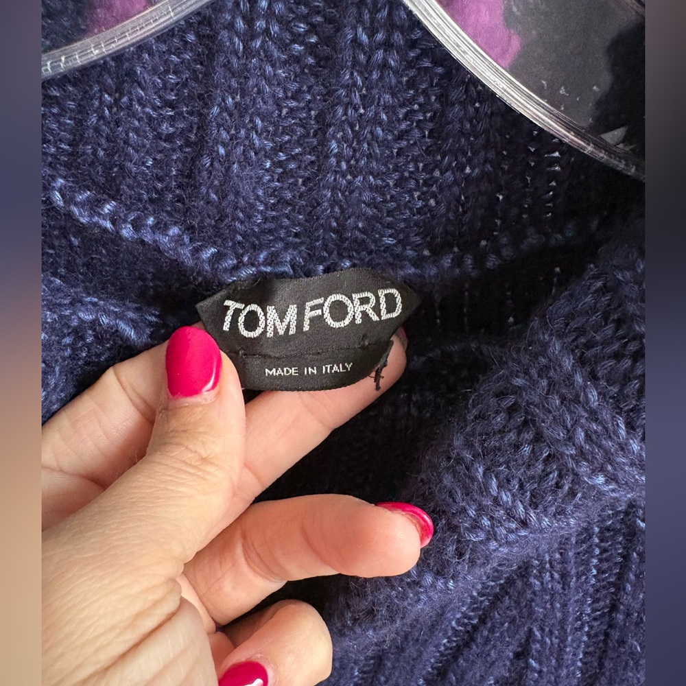 Tom Ford women’s Large silk, cashmere, mohair blend blue knit cowl neck sweater - Picture 3 of 13